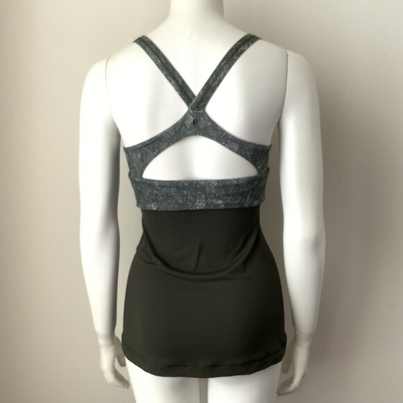 Lululemon Tank Wrap It Up Lightweight Top In Gator Green 4 - Picture 3 of 8